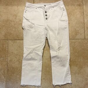 Time and Tru White Distressed Ankle Jeans